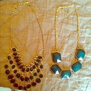 Set of two casual necklaces