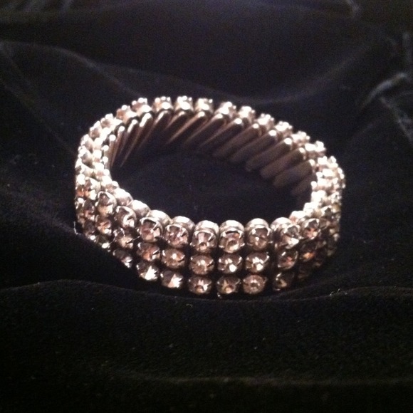 Antique Rhinestone Bracelet - Picture 2 of 2