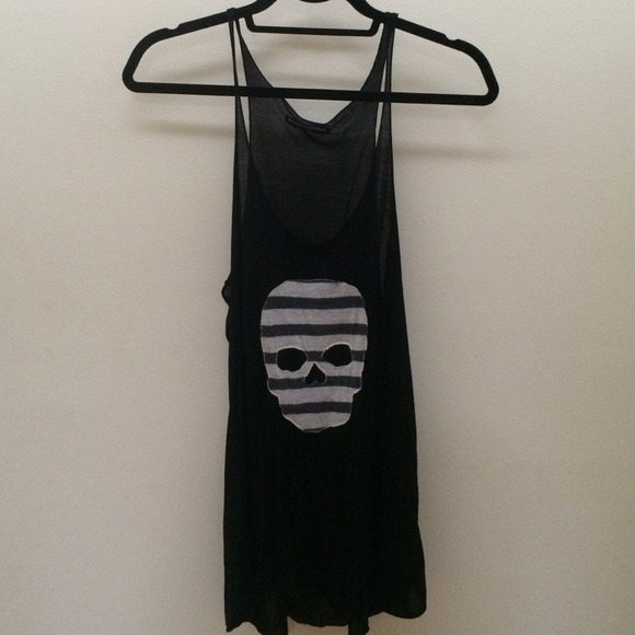 Brandy Melville Skull Tank