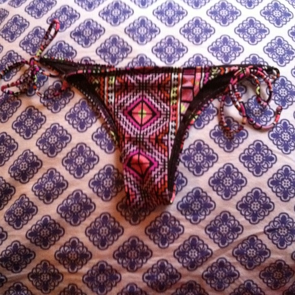 ❌Traded❌ Ripcurl cheeky side tie swimsuit bottoms