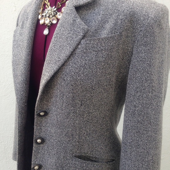 ⭐️Vintage gray speckled blazer - Picture 2 of 4
