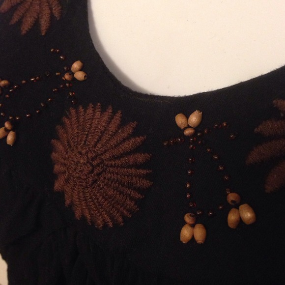 ⭐️⭐️SOLD⭐️⭐️Black halter top - Picture 2 of 4