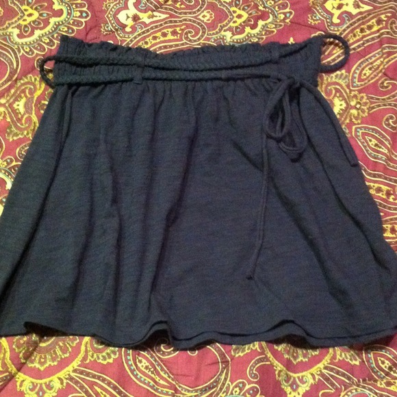 NWOT Navy blue skater skirt