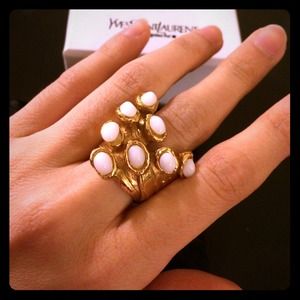 ✨🎉HOST PICK🎉✨YSL Arty Dots Ring - Gold White