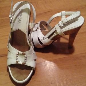 Bundle @buster46246 MKShoes 2 lucky, aero jeans