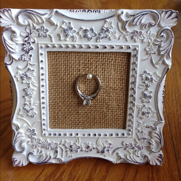 Engagement ring holder - Made To Order!