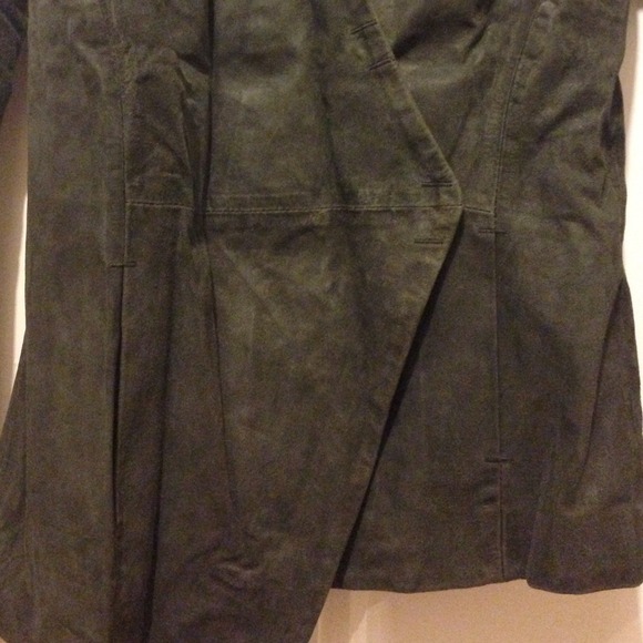 Jacket - Picture 2 of 2