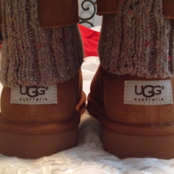 Brand new size 7 UGGS!