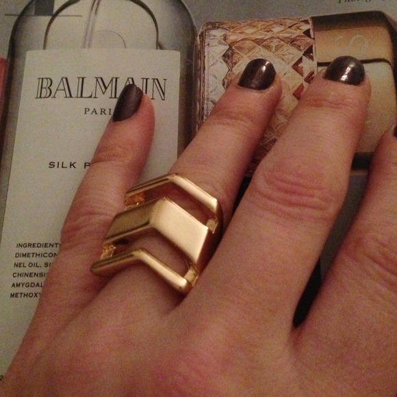 ASOS ring - Picture 2 of 3