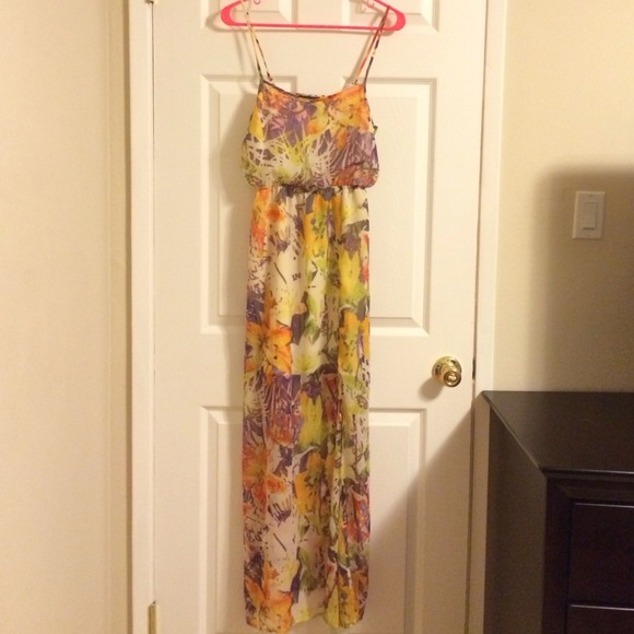 Jessica Simpson floral maxi dress
