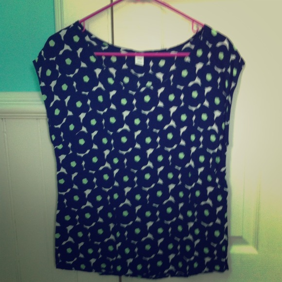 ✨SOLD✨Old Navy Floral Top