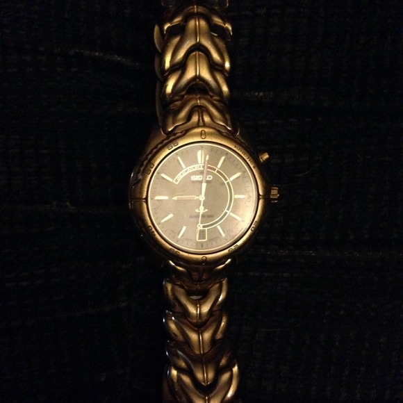 Men's Gold Seiko Kinetic Watch