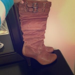 REDUCED Aldo brown heeled boots