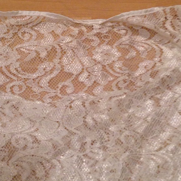 GUC American Apparel white lace tank - Picture 2 of 3