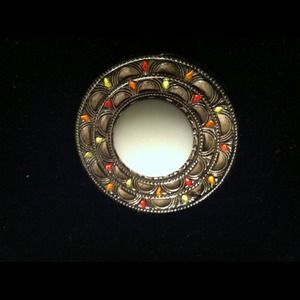 Bindi or bellydance adornment