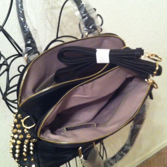 Studded handbag - Picture 3 of 4
