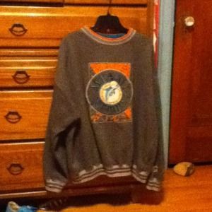Miami Dolphins sweatshirt