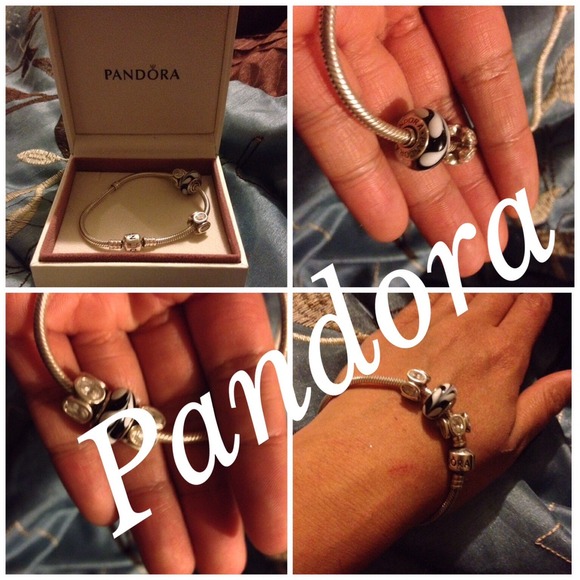 🎉Sold 🎉 pandora Bracelet with three charms