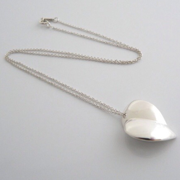 💢Authentic  Tiffany & Co. Gehry 3D Heart