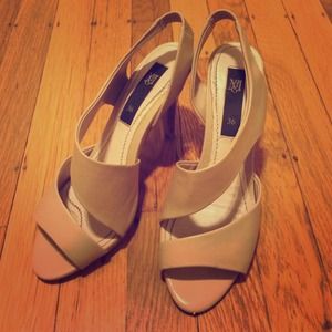 Mango Creme-colored Heels