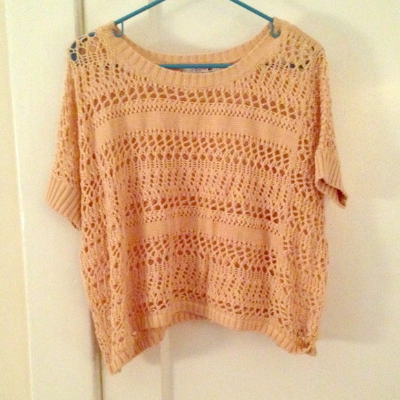 Crochet crop sweater - Picture 1 of 1