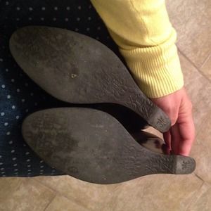 Additional pics of LAMB shoes (soles) per request