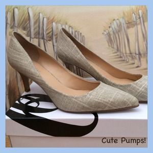 🎉Host Pick🎉Nine West Pumps