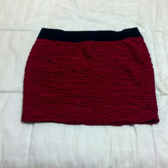 Red textured skirt