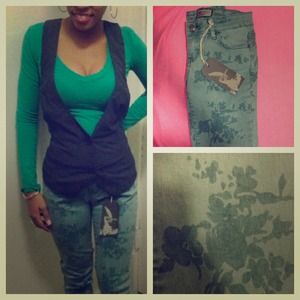 ✨Sold✨ Floral Jeans