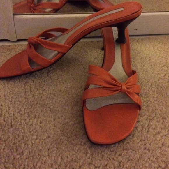 Josephine skirt size 4 and Corelli sandals size 9 - Picture 3 of 4