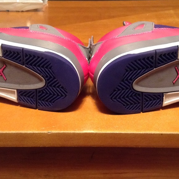 Additional photos of Jordan's - Picture 2 of 4