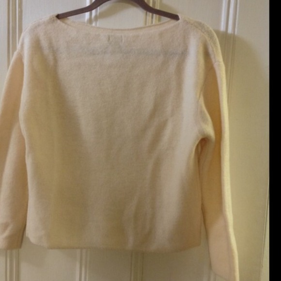 Cream boat neck sweater with oversized zipper - Picture 3 of 4