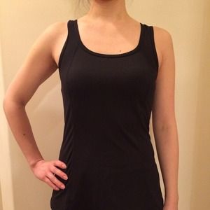Lululemon Black Tank Sz 6