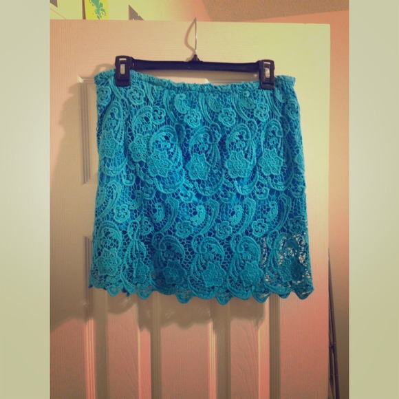 Turquoise Skirt 💙