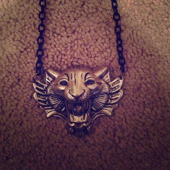 Tiger head necklace