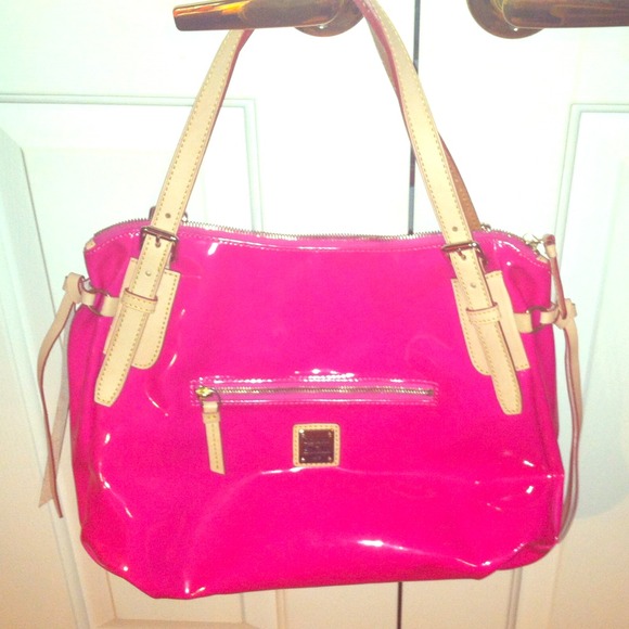 A Dooney & Bourke purse