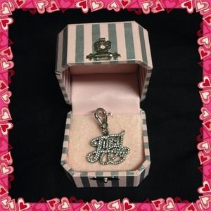 ‼️FLASH SALE‼️💖💖Juicy Signature Charm💖💖
