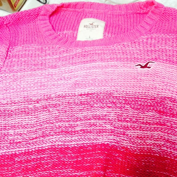 Hollister pullover