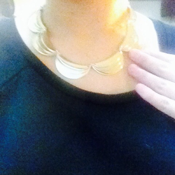 Jewelry - Picture 4 of 4