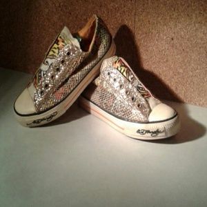 POSH SALE .. .....ED HARDY SHOES SIZE 5