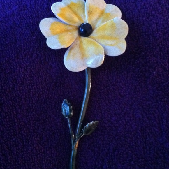 Original by Robert Vintage Enameled Flower Pin - Picture 1 of 4