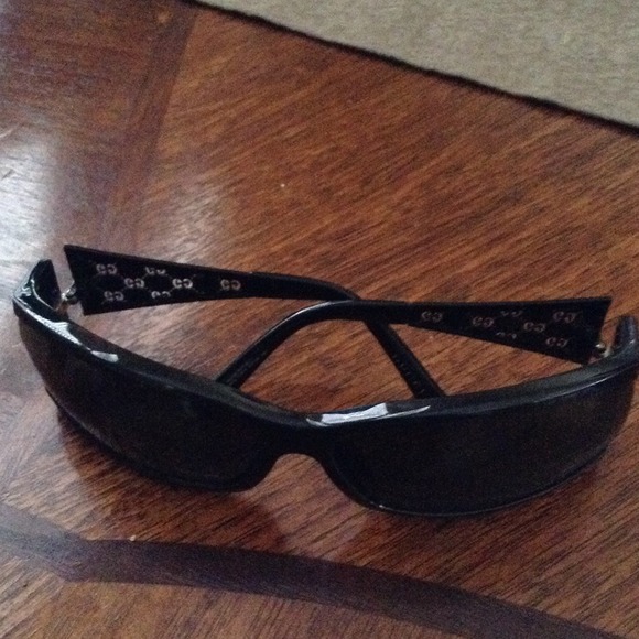Gucci shades