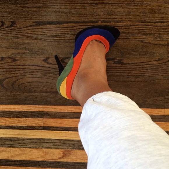 🚫SOLD🚫 Multi colored pumps
