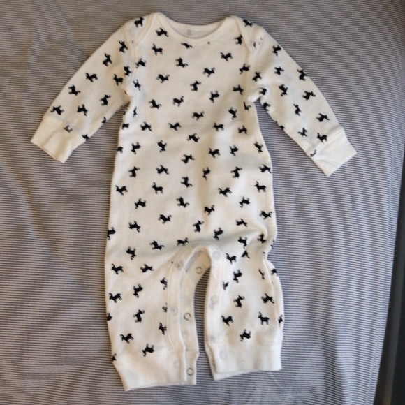 ❌SOLD❌Carter's outfit