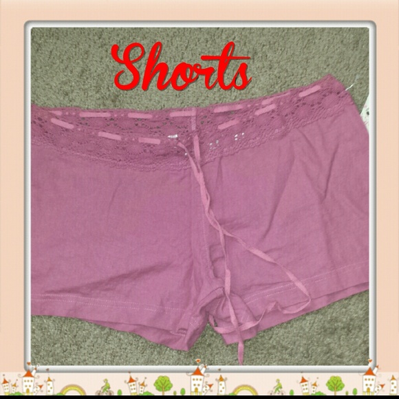 Pink  crochet waist shorts