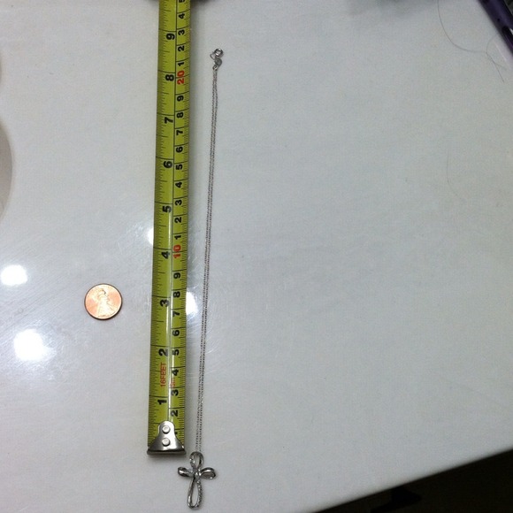 Diamond Coss necklace in sterling silver - Picture 3 of 4