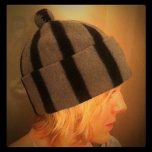 Black/Gray striped hat/beanie