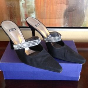 Black mules with sequence