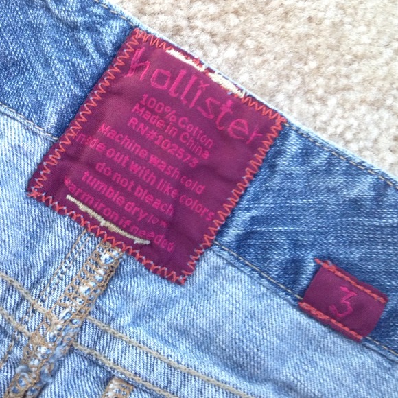 Hollister denim mini skirt - Picture 2 of 2