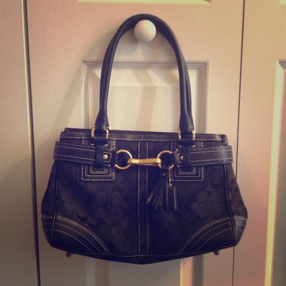 Coach Signature Hampton Black Purse